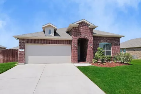427 Regatta Ln, Azle, TX 76020