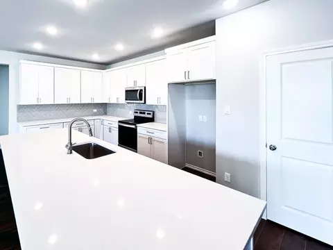 1110 Declaration Dr, Nevada, TX 75173 photo 3