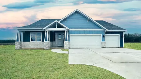 1110 Declaration Dr, Nevada, TX 75173