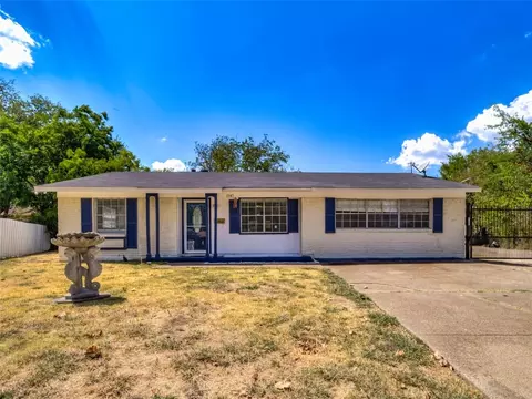 1947 Oak Hill Pl, Dallas, TX 75217