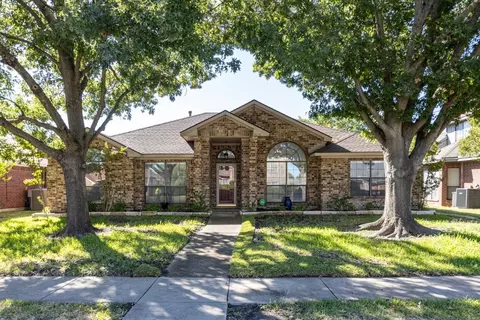 1626 Briargrove Dr, Mesquite, TX 75181