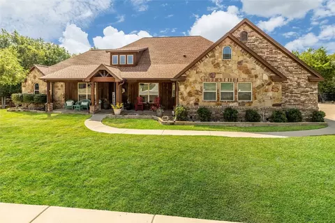 3502 Lakeway Dr, Weatherford, TX 76087