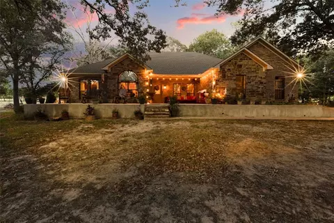 22847 County Road 422, Lindale, TX 75771
