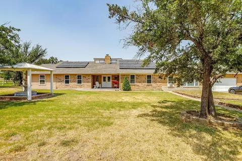 901 Conveyor Dr, Joshua, TX 76058