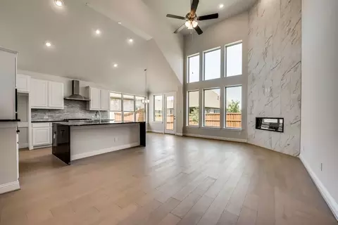 1608 Vista Pkwy, Mansfield, TX 76063