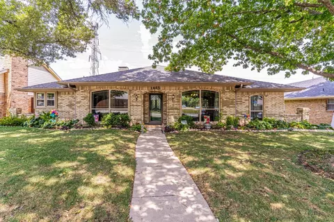 1403 Creekside Dr, Richardson, TX 75081