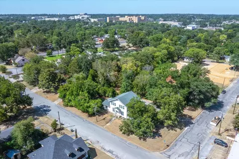 303 S Mahon Ave, Tyler, TX 75702