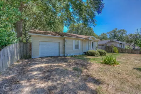 610 Batton St, Minden, LA 71055 photo 2
