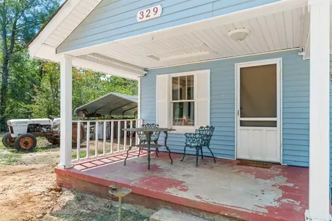 329 W Prospect Rd, Jefferson, TX 75657