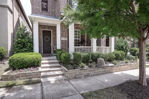 470 Loma Alta Dr, Flower Mound, TX 75022