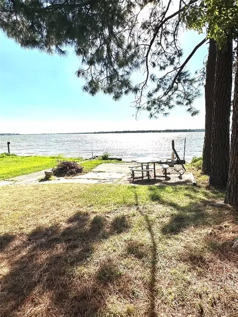 308 Sailfish State Hwy Dr, Mabank, TX 75156