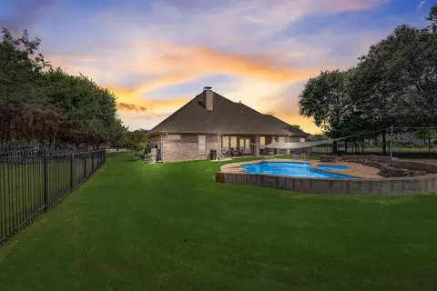 4520 Lake Breeze Dr, Mckinney, TX 75071