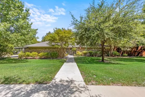 1530 Nokomis Rd, Lancaster, TX 75146