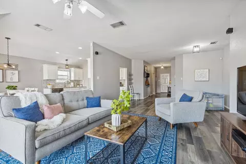 9212 Nathan Dr, White Settlement, TX 76108
