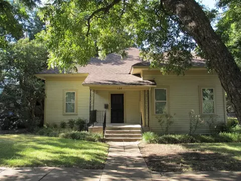 126 Craig St, Hillsboro, TX 76645