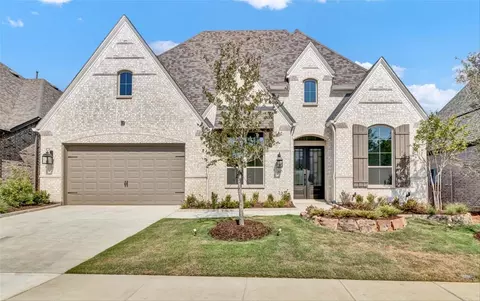 4008 Horsemint Rd, Aubrey, TX 76227