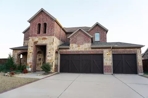 1205 Ponca St, Carrollton, TX 75010