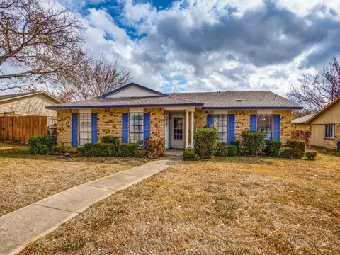 3106 Somerville Ln, Carrollton, TX 75007