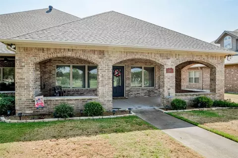 9510 Firehouse Dr, Granbury, TX 76049