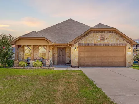 3143 Gunsmoke Dr, Farmersville, TX 75442