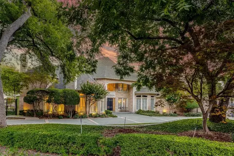 15004 Bellbrook Dr, Dallas, TX 75254