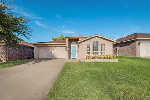 4112 Iris Ave, Fort Worth, TX 76137