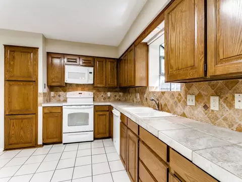 1401 Hampton Rd, Grapevine, TX 76051 photo 15