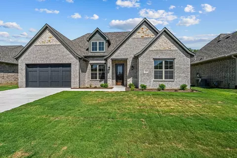 217 Park North Ln, Keller, TX 76248