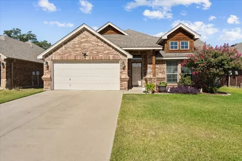 2206 Whitney Dr, Weatherford, TX 76087