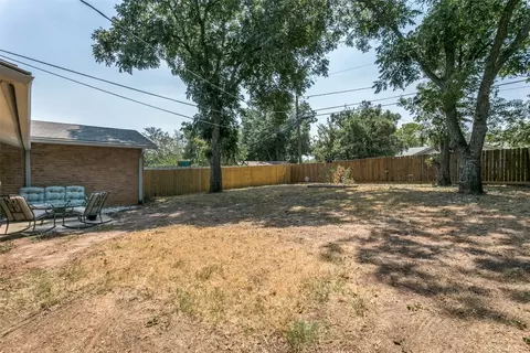 1311 Johns Dr, Euless, TX 76039 photo 23
