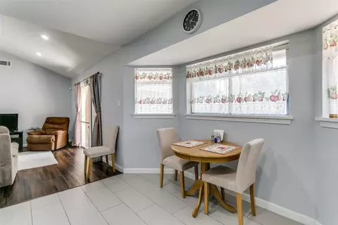 1311 Johns Dr, Euless, TX 76039 photo 10