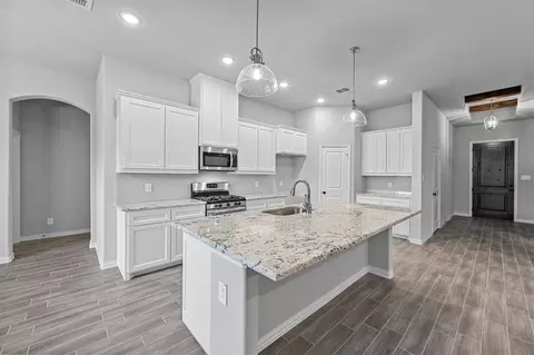 640 Mooney Dr, Saginaw, TX 76179