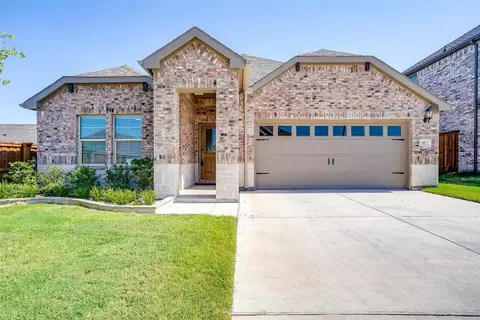 10517 Smiths Bend Rd, Fort Worth, TX 76126