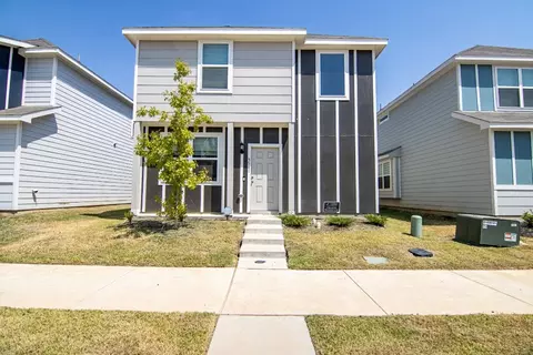 5541 Topwater Trl, Fort Worth, TX 76119