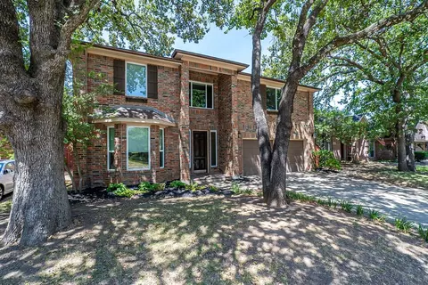 3901 Oak Park Dr, Flower Mound, TX 75028