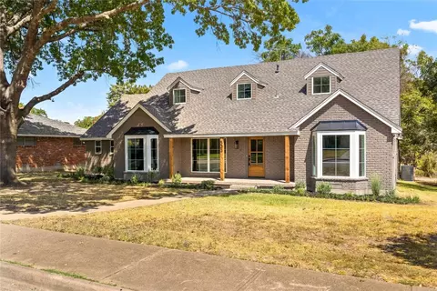 523 Brook Valley Ln, Dallas, TX 75232