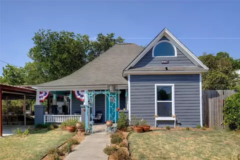 101 N Washington St, Cleburne, TX 76031