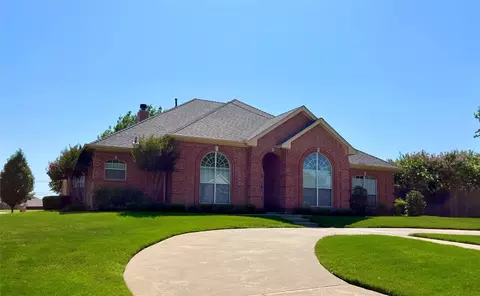 1510 Chaucer Dr, Cleburne, TX 76033