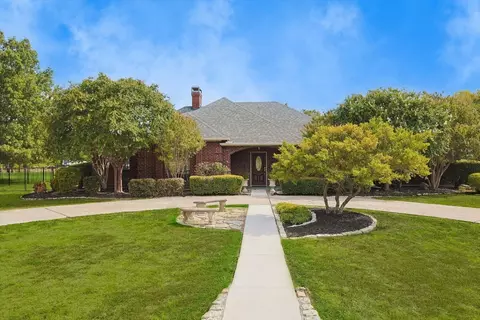 240 Green Ridge Dr, Double Oak, TX 75077