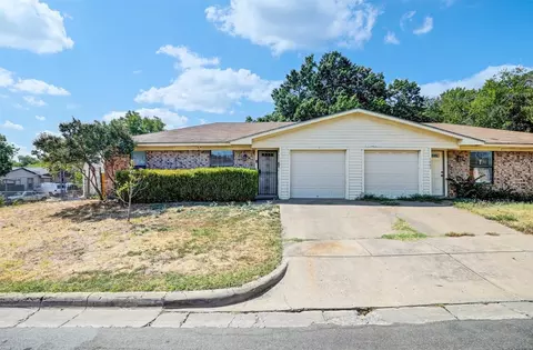 1001 Flint St, Fort Worth, TX 76115