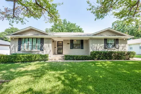 8463 Swift Ave, Dallas, TX 75228