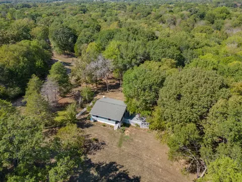 93 Park Dr, Eustace, TX 75124