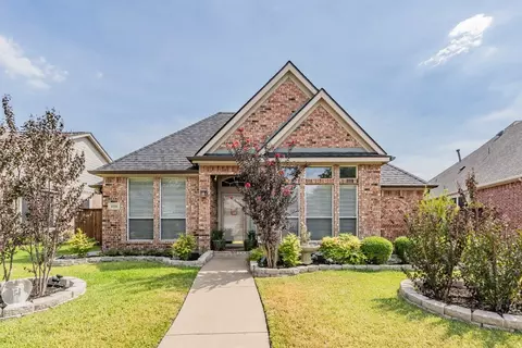 4254 Lake Villas Dr, Fort Worth, TX 76137