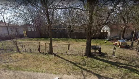 11716 Red Bud Ln, Balch Springs, TX 75180