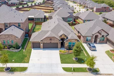 7508 Sweetwater Ln, Arlington, TX 76002