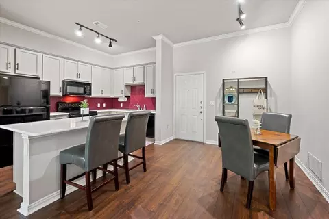 800 E 15th St #105, Plano, TX 75074