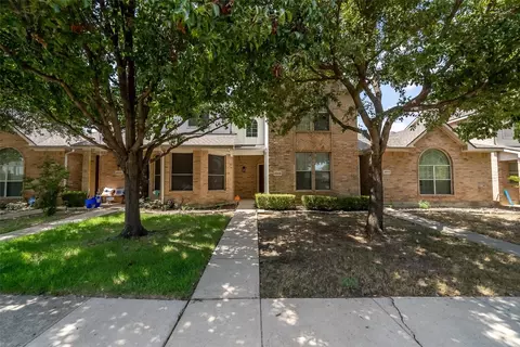 4909 Las Lomas Dr, Mesquite, TX 75150
