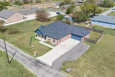 701 Ennis Scott St, Ferris, TX 75125