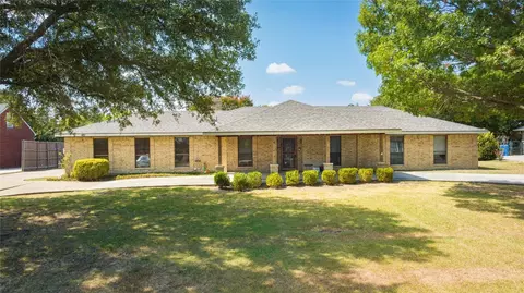 3506 Larkin Ln, Rowlett, TX 75089