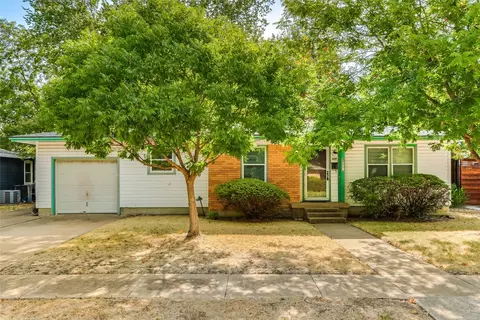 1231 Valley Vista Dr, Grapevine, TX 76051